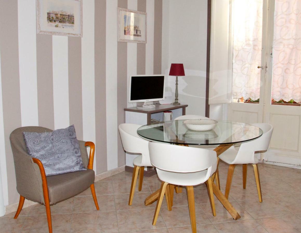 New Romantic Suite Cagliari Bagian luar foto