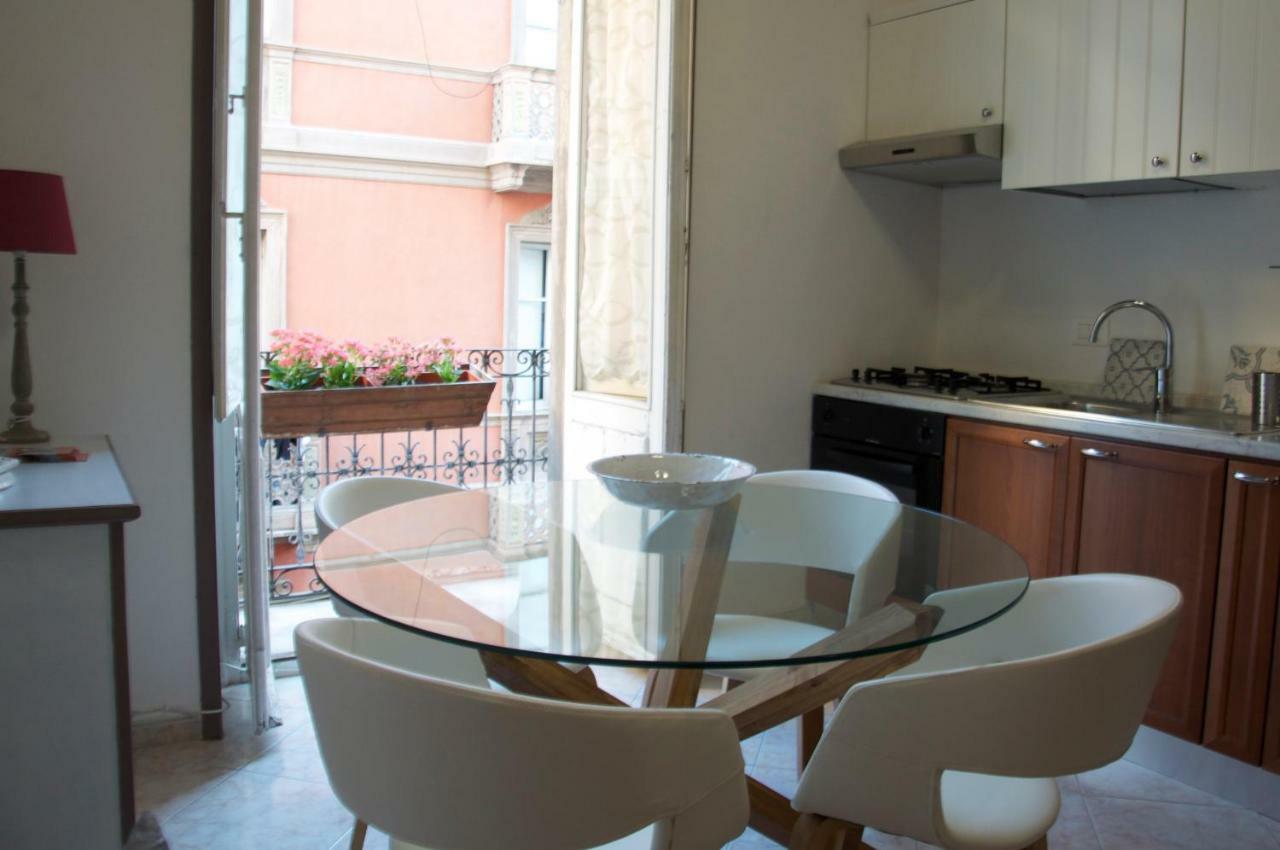 New Romantic Suite Cagliari Bagian luar foto