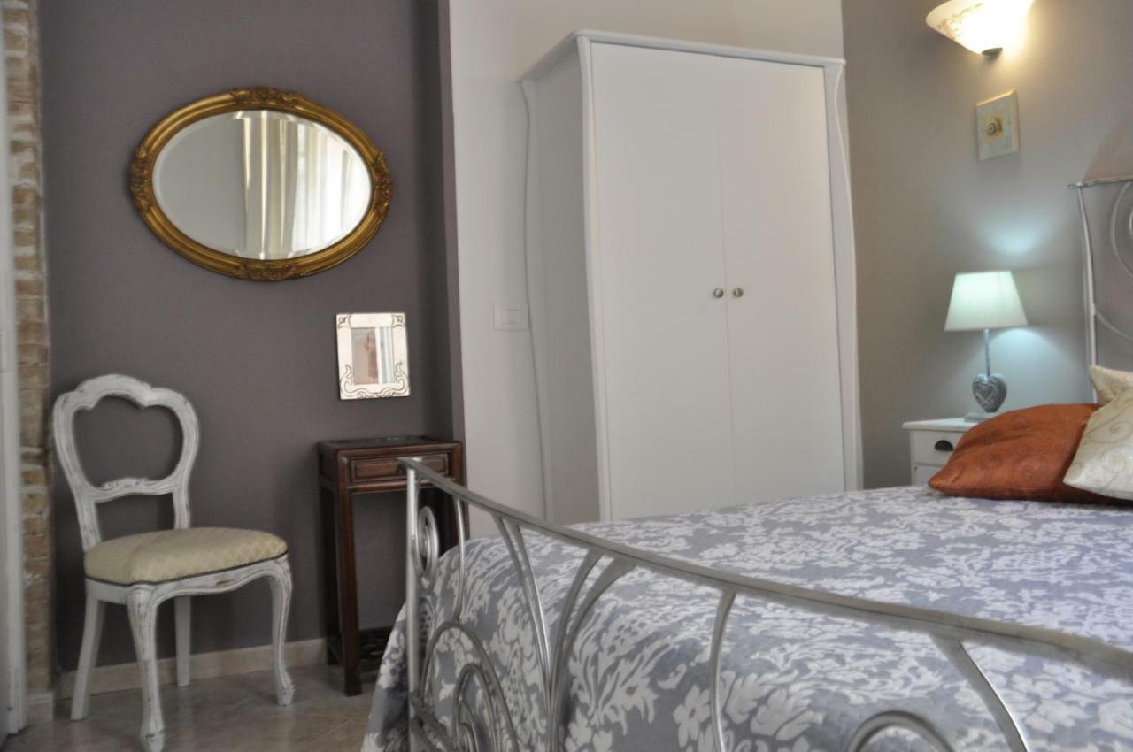 New Romantic Suite Cagliari Bagian luar foto